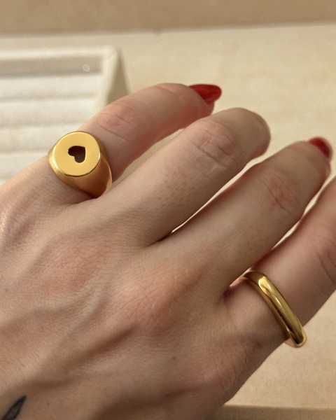 Anel Dedinho Coração Banho Ouro