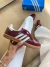 Adidas Samba Bordô na internet