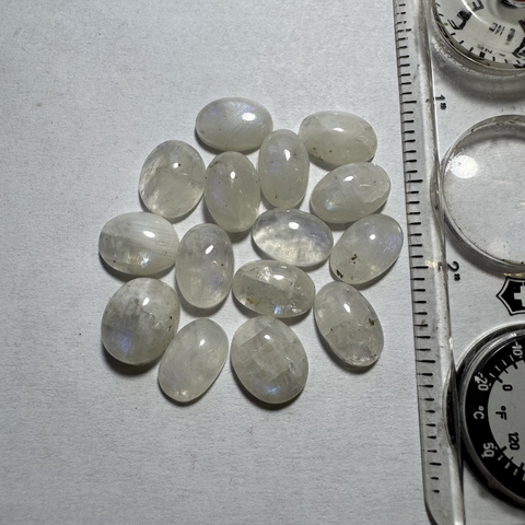 Piedra luna calibrada 12x8 (por unidad) - comprar online