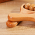 Mini Massageador de Rolo de Madeira para Pescoco na internet