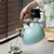 Chaleira de Aço Inoxidável com Apito (3L - 2,5L) na internet