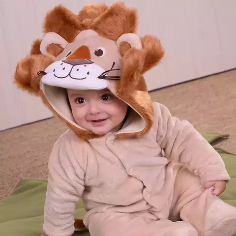 Macacão Bebê Fantasia Manga Longa Bege Leão Com Juba Upi Uli