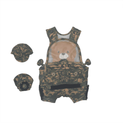 Banho De Sol Bebê Menino Com Boné Verde Militar João Vitor