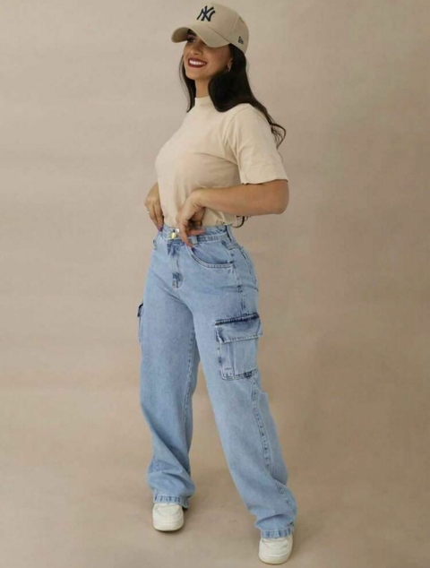 Calça Cargo Bolsos Bege - comprar online