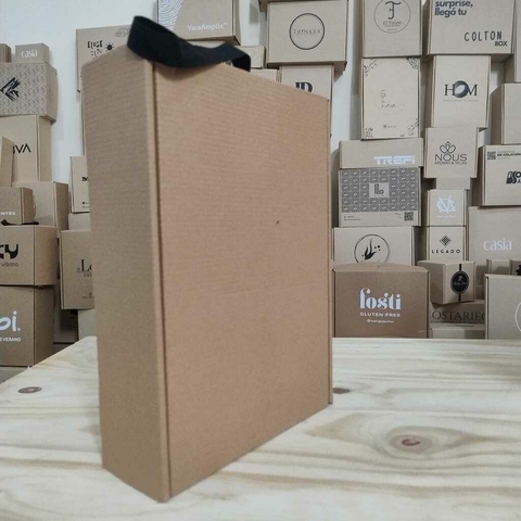 Caja bolsa Lisa 24x34x9 cm LINER (pack 100 unidades)