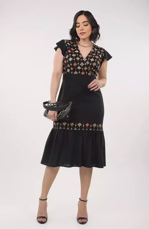 Vestido Linho Bordado - Preto - comprar online