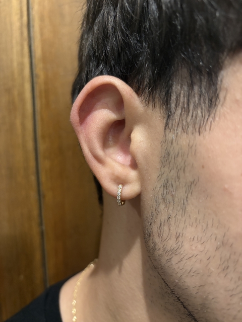 Argollas finas con Cubics enchapado en oro - comprar online