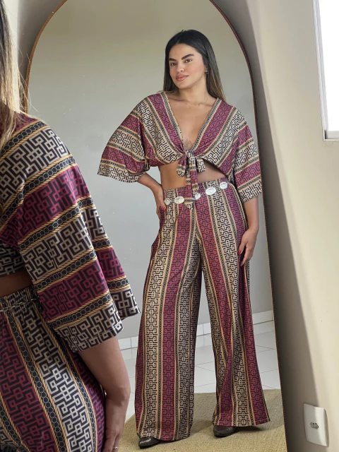 CONJUNTO ESTAMPA LORE