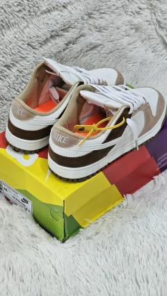 ZAPATILLAS NIKE DUNK LOW MEDIUM CURRY PREMIUM - [ZU00169] - tienda online