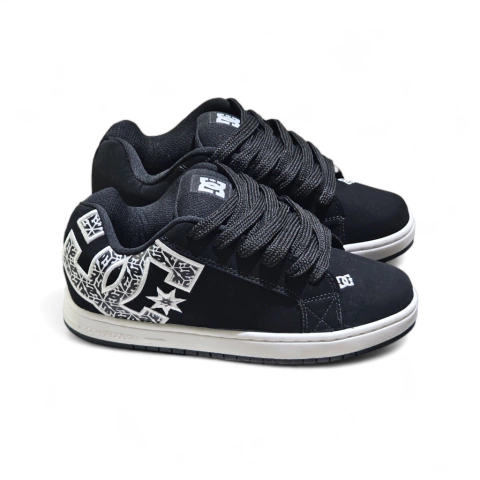 ZAPATILLAS DC SHOES COURT GRAFFIK FILLED LOGO BLACK WHITE AAA - [ZU00278]