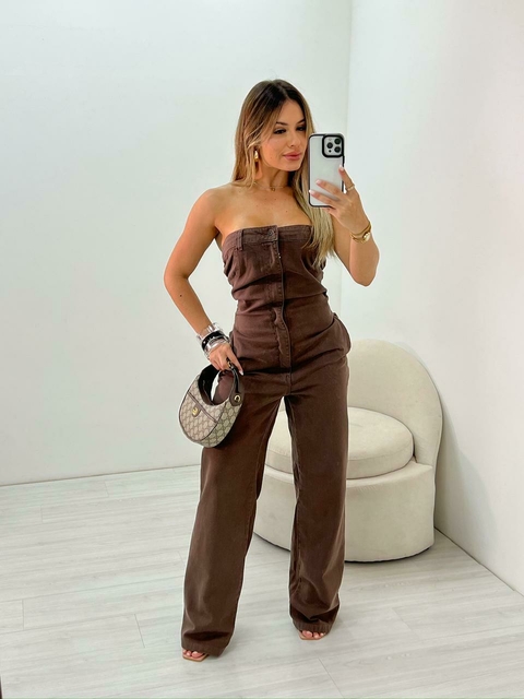 Macacão Jeans Longo Marrom - comprar online