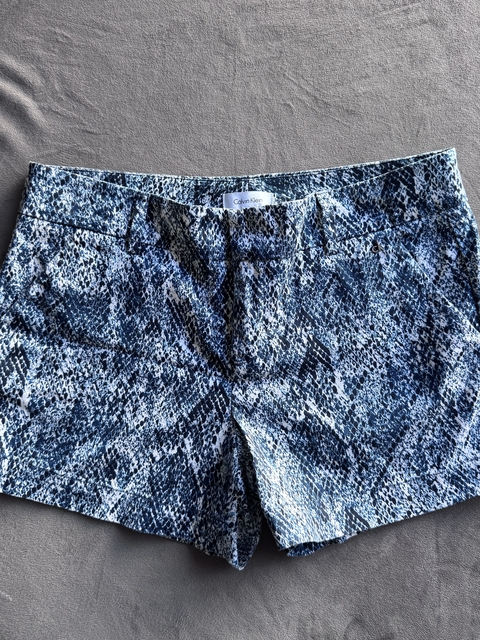 Short CALVIN KLEIN Talle 6 (44)