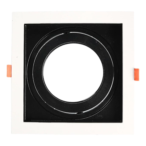 Spot Embutir Quadrado Branco Com Fundo Preto P/lâmpada Par30