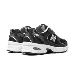 2x1 New Balance 530 + Adidas Galaxy en internet