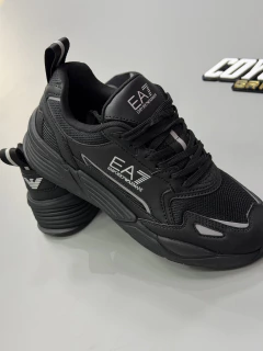 Tenis EA7 Run All Black na internet