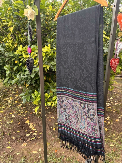 Pashmina con guarda