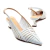 Slingback de couro branco Cecconello com salto baixo e tiras laterais, modelo elegante ideal para festas e casamentos.