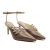 Slingback marrom em couro com salto médio e fivelas douradas. Elegância clássica com toque moderno. Garanta já o seu visual sofisticado!