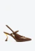 Slingback marrom em couro com salto vírgula dourado, bico fino e esferas metálicas. Elegância moderna para looks sofisticados. Garanta já o seu!