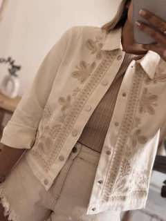 Chaqueta Indonesia en internet