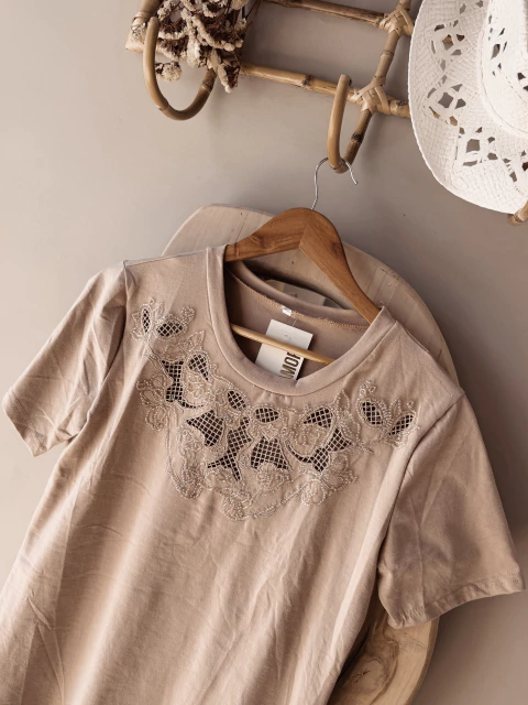 Remera suri - comprar online