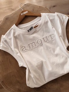 Remera Amour en internet