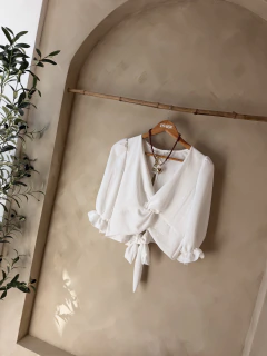 Blusa Nudo Anto - (Blanco)