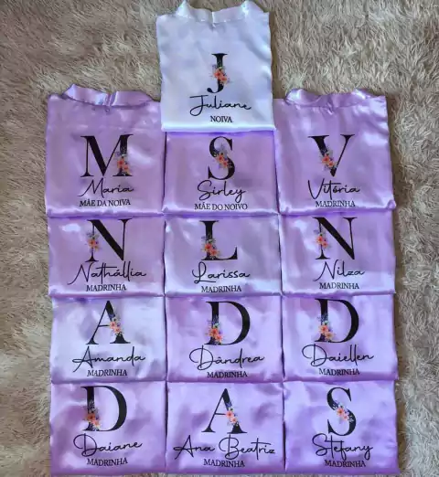 Robe De Cetim Estampado Inicial Título e Nome - Noiva / Madrinha / Debutante