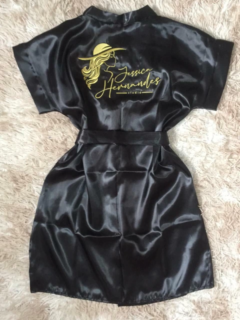 Robe de Cetim Bordado Studio Salão - Logo Personalizado