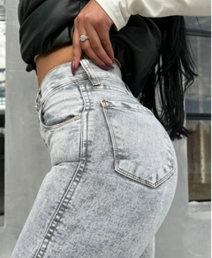 PANTALON SKINNY GRIS NEVADO LAS LOCAS - comprar online