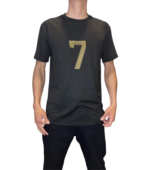 REMERA 7 AURA