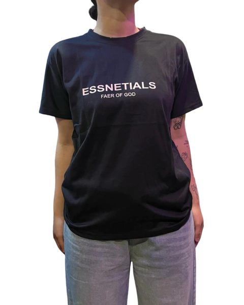 REMERA ESSNETIALS