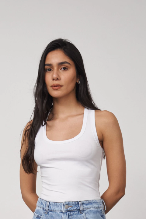 Musculosa RECOLETA con espalda deportiva - comprar online