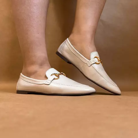 Mocassim detalhe dourado - comprar online