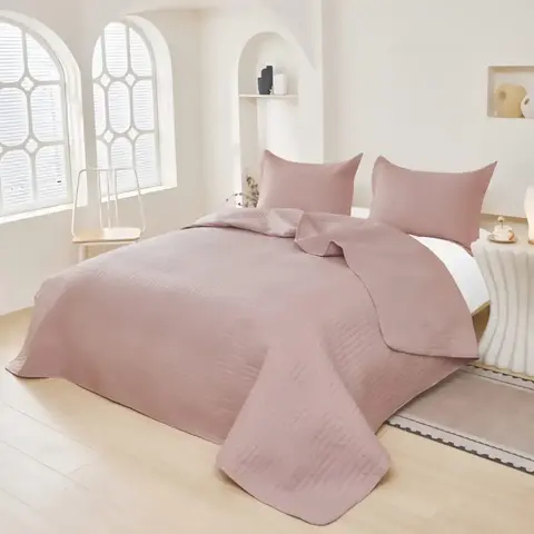 Cubrecama Quilt Rosa Madrid | Diseño Texturado, Elegancia y Confort Premium