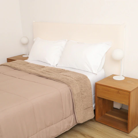 Acolchado Posto Blanco Classic Visón con Corderito Súper Abrigado