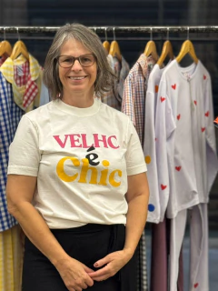 Camiseta Velho é Chic. - loja online