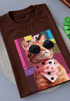 T-SHIRT FEMININA - GATO CHIC - COR MARROM - comprar online
