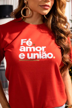 Tshirt Fé, Amor e União Aplicação