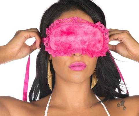 Venda de Pelúcia e Renda