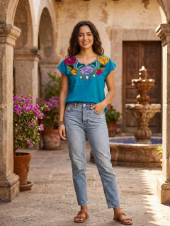 Blusa San Cristóbal: Bordado artesanal de flores - Rostros México