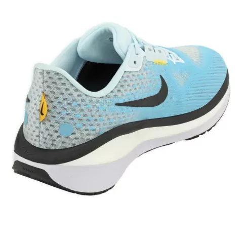 ZAPATILLAS DE RUNNING NIKE VOMERO 17 CELESTE