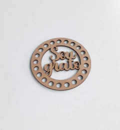 PLACA CROCHE SOU GRATO 10CM
