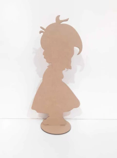RECORTE MENINA COM BASE 30CM