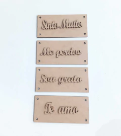 KIT PLACAS PARA CORDINHA SINTO MUITO, ME PERDOE, SOU GRATO, TE AMO 15,5X7CM