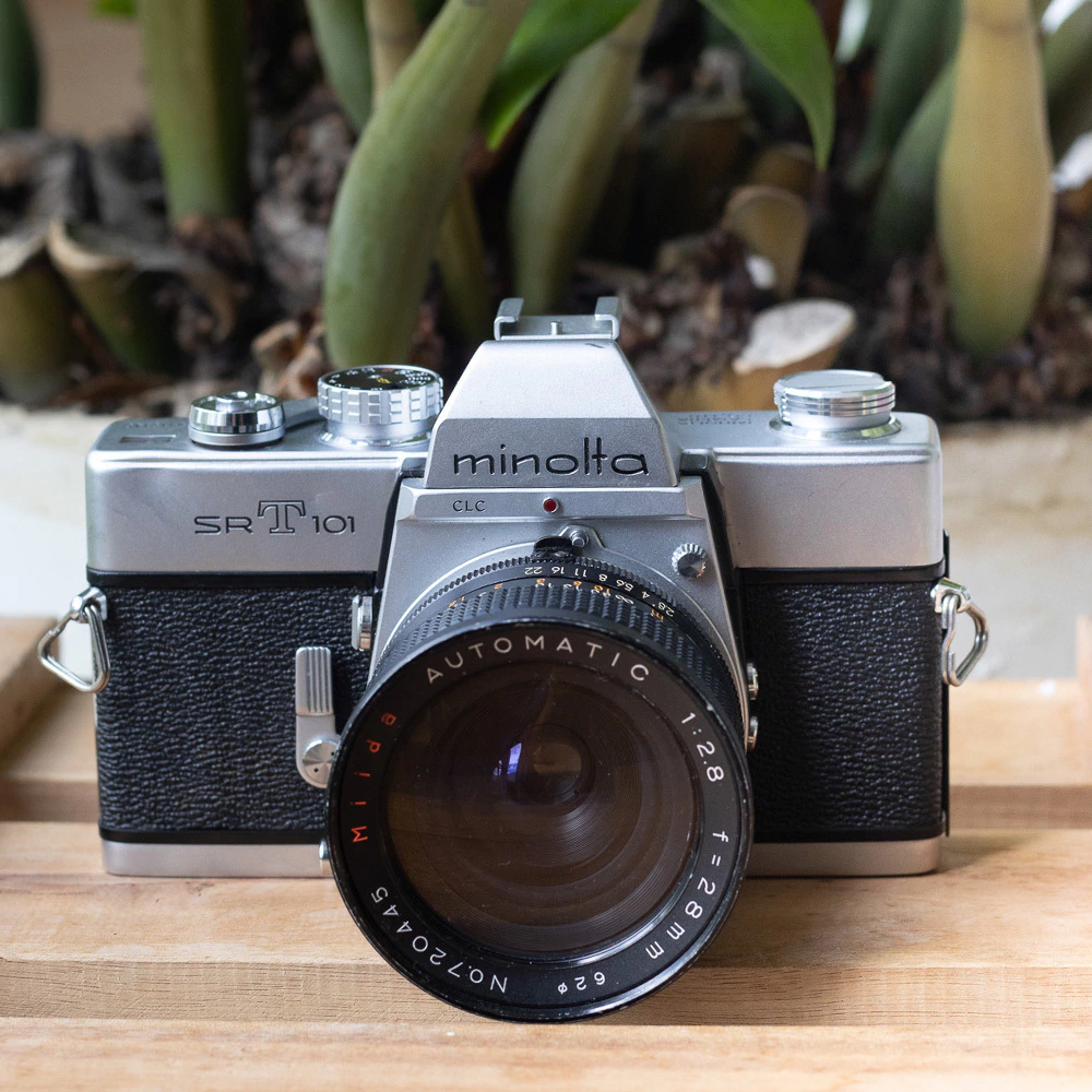 Câmera Analógica Minolta SRT 101 com Lente 28mm Milda - Robusta e Pr Câmera Analógica Minolta SRT 101 com Lente 28mm Milda - Robusta e Pr