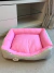 Cama Linho Clean Chiclete - Bonito pra Cachorro ideal para descanso e para relaxar o seu pet