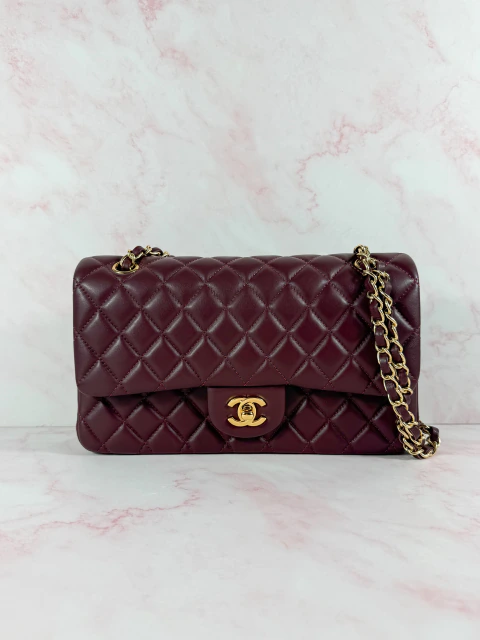 Chanel 11.12 vino