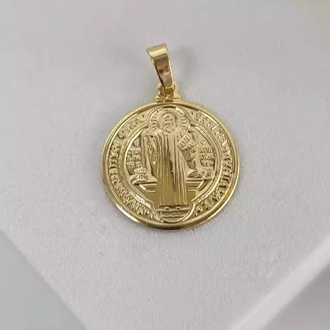 Pingente Medalha de São Bento - Folheado a Ouro 18k - comprar online