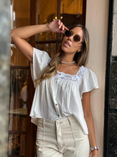 Blusa Florida - tienda online